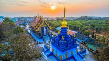 Ganztägige Tour zu den Chiang Rai-Tempeln thumbnail