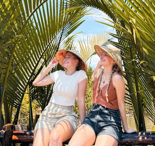 Vibin' in Vietnam: Lantern Lanes & Pagoda Paths