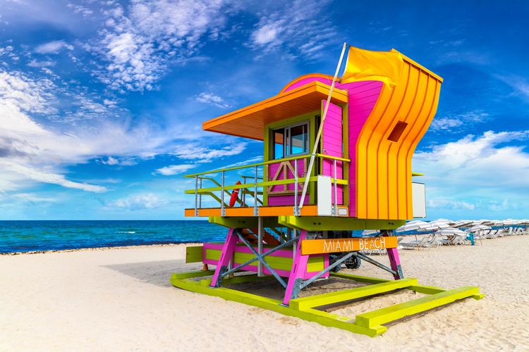 Baywatch: Leuchtende Farben am Miami Beach