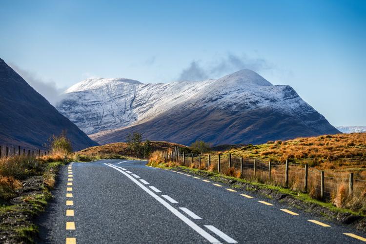 On the Road: Mit bergigen Grüßen aus dem County Galway