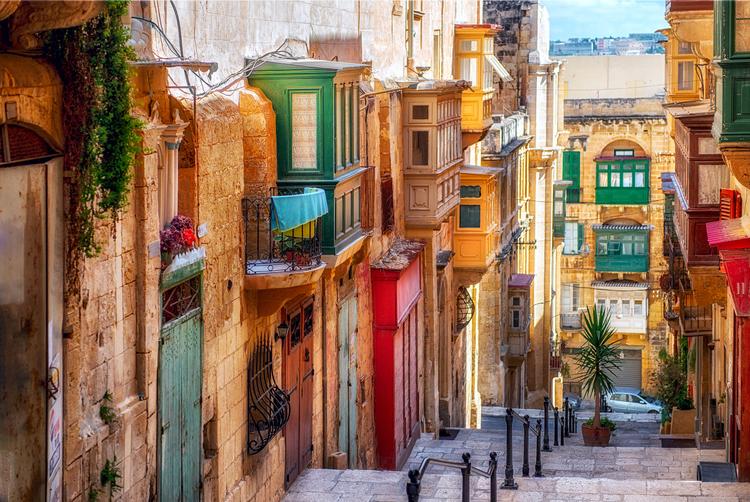 Farbenfrohe Häuschen in Valletta
