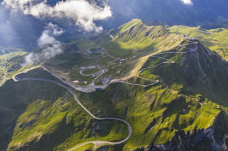 Roadtrip Adventure: Eins mit den Alpen