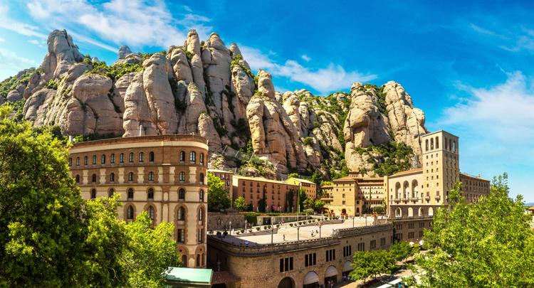 Montserrat: Bizarre Schönheit der Natur!