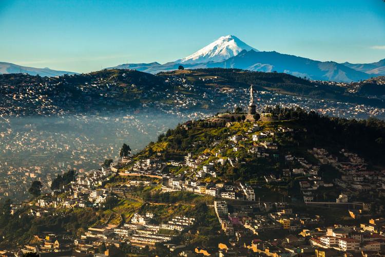 Quito: Metropole in den Anden!
