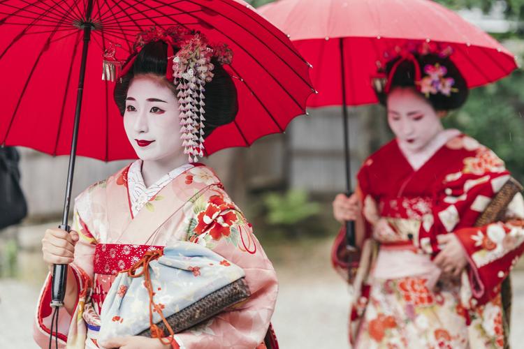 Geishas in Kyotos Gassen