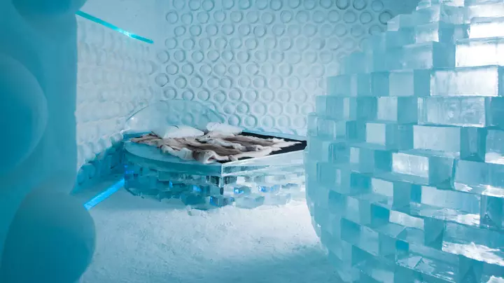 Eisig schön: Eiszimmer ICEHOTEL