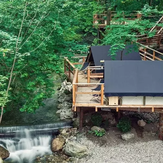 Besondere Nächte in Glamping-Unterkünften