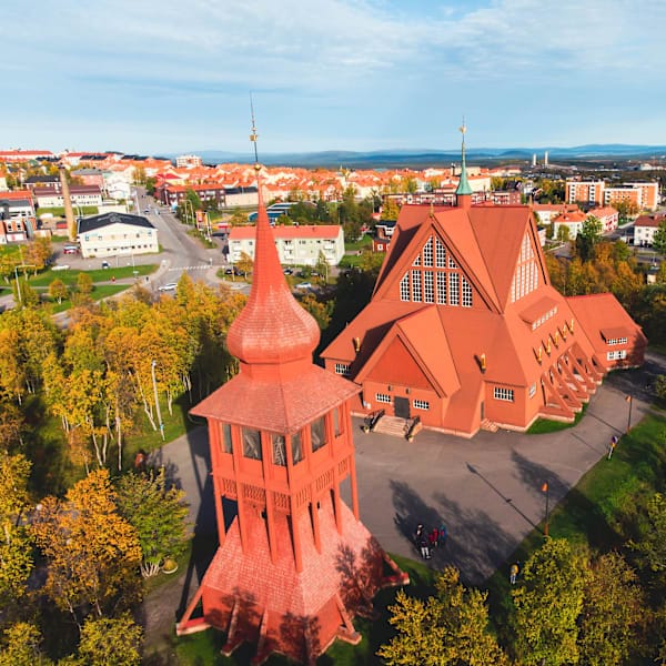 Nordic roadtrip: in de gloed van de middernachtzon