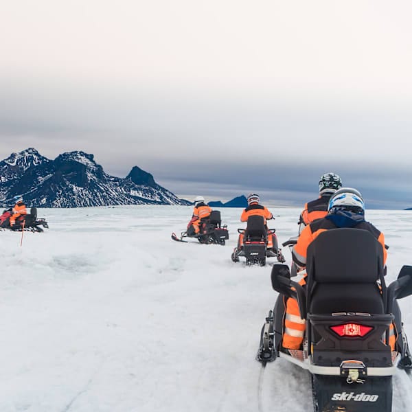 Winters IJsland: roadtrip naar gletsjers & noorderlicht