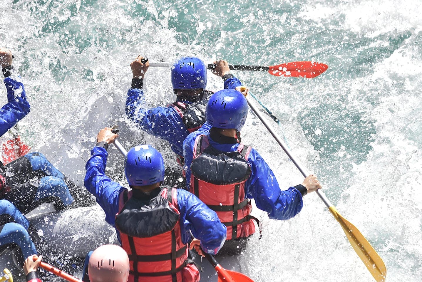 Wildwasser Rafting auf Balis Ayung River ab Canggu thumbnail