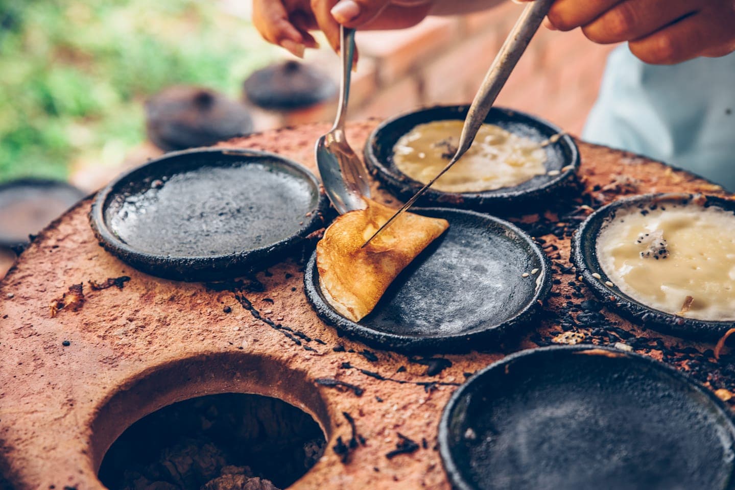 Cooking class in a local villa with a market visit in Hanoi thumbnail