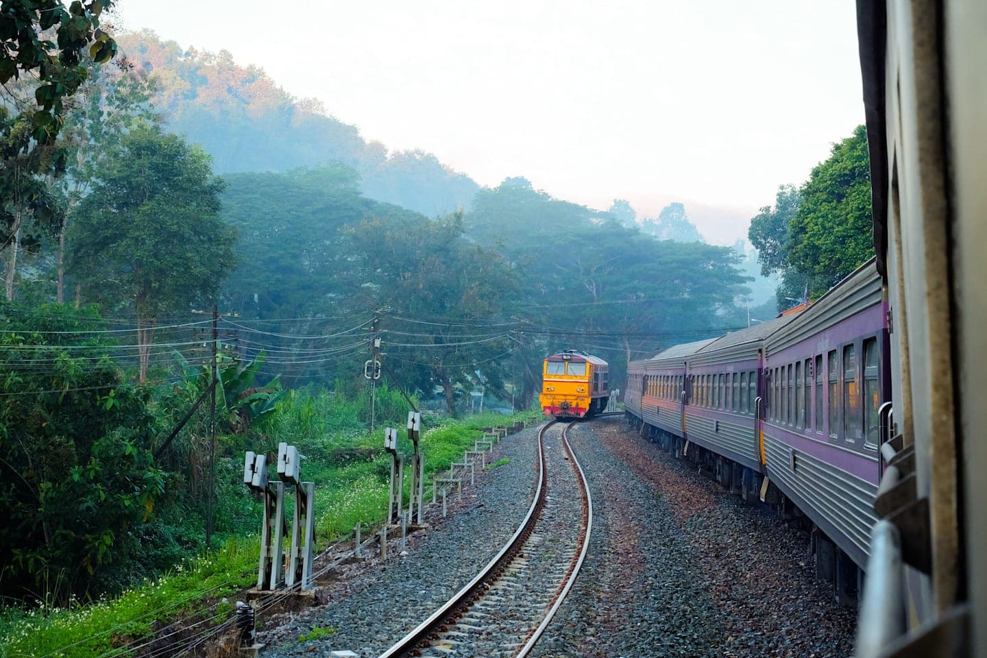 Night Train Bangkok – Chiang Mai thumbnail