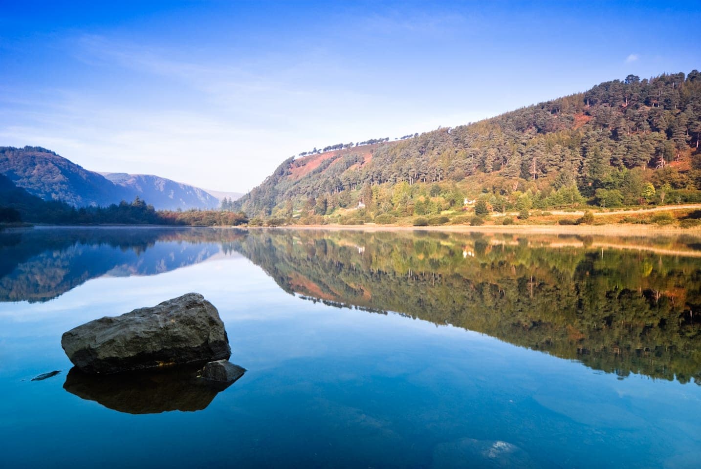 Halbtägige Tour nach Glendalough & Wicklow thumbnail