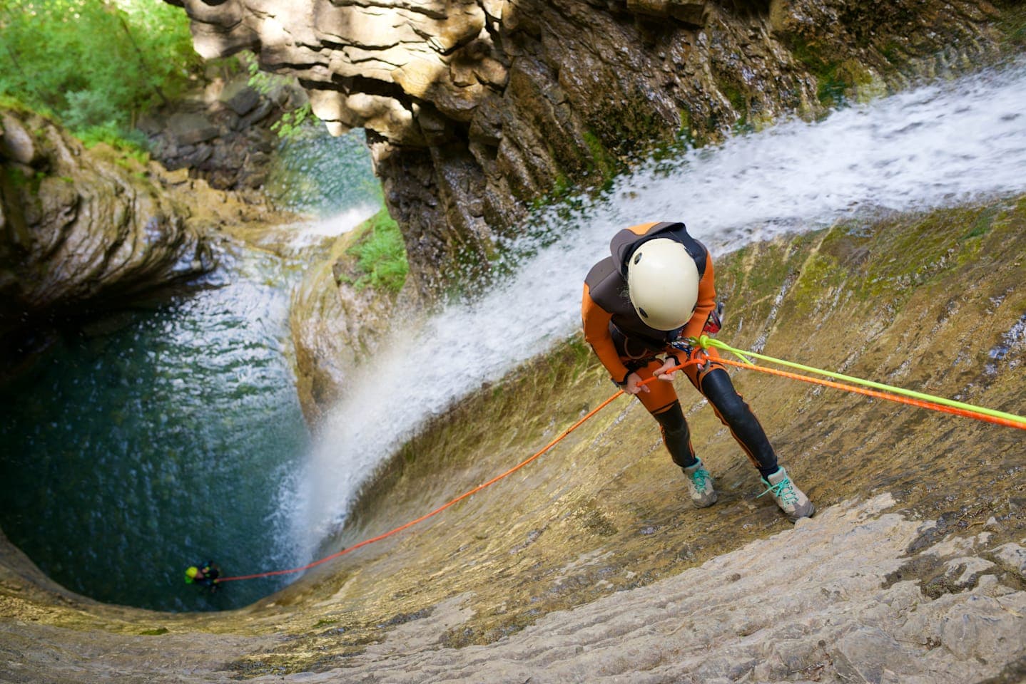 Canyoning in Ribeira dos Caldeiroes thumbnail