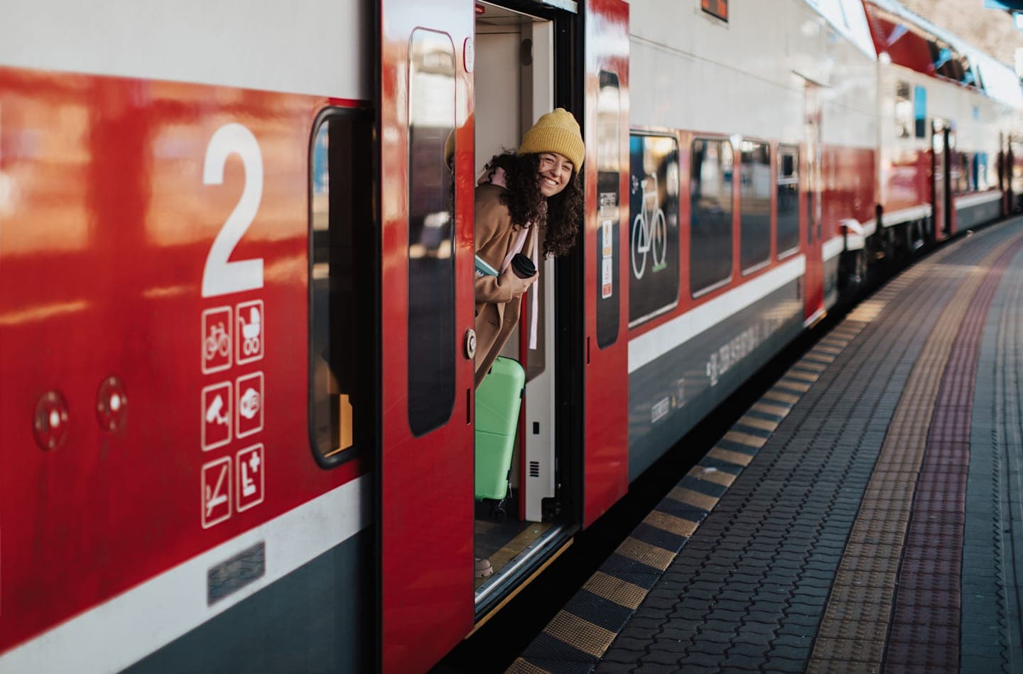 Trein-naar-vliegticket van Deutsche Bahn (2e klas, binnen Duitsland) thumbnail