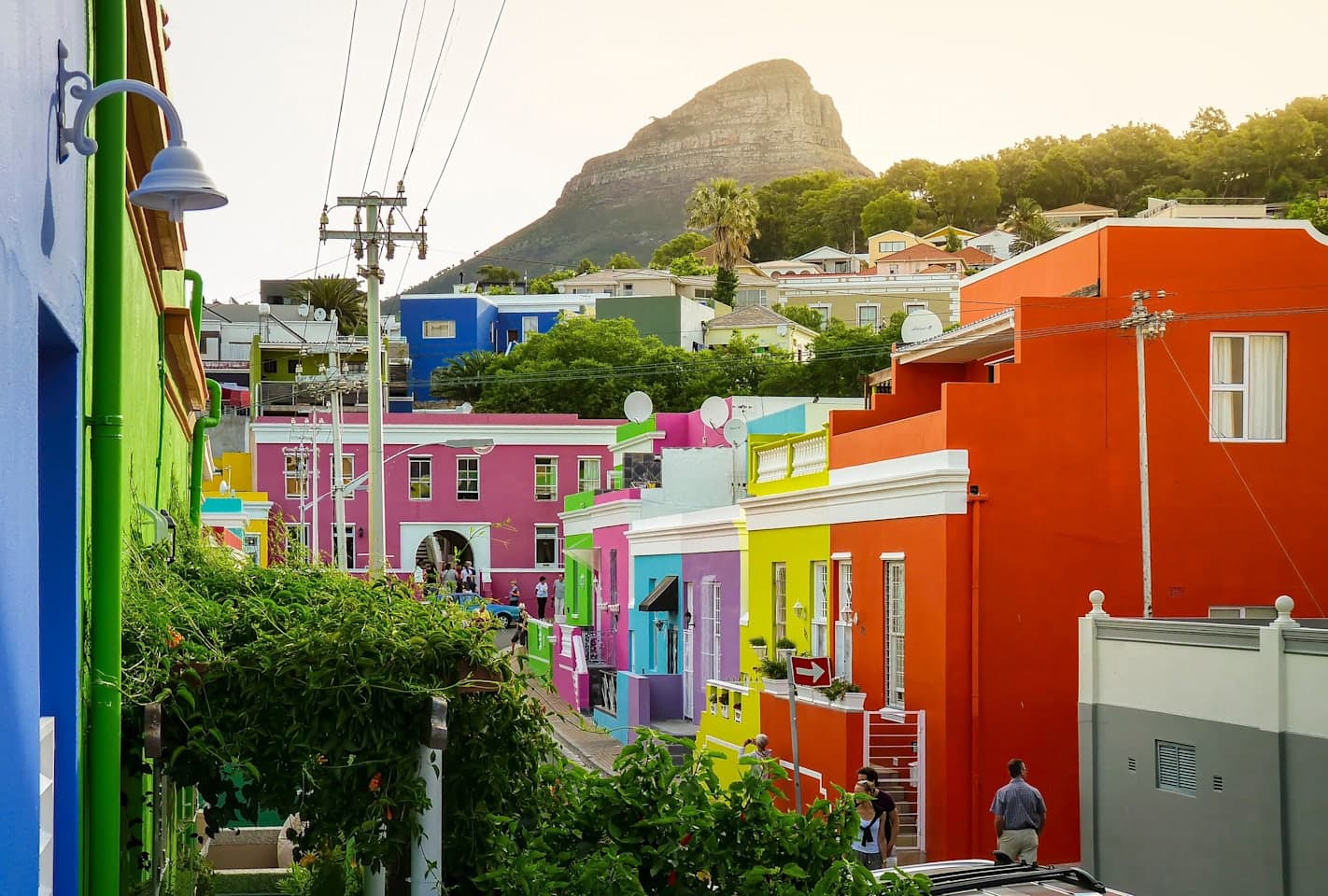 Walking tour through Bo-Kaap with a local thumbnail