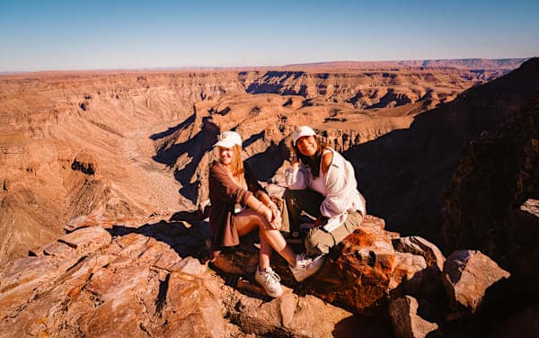 Namibia Roadtrip: Canyonscape & Safari Adventure