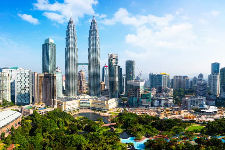 Hidden Hot Spots by Bike in Kuala Lumpur thumbnail