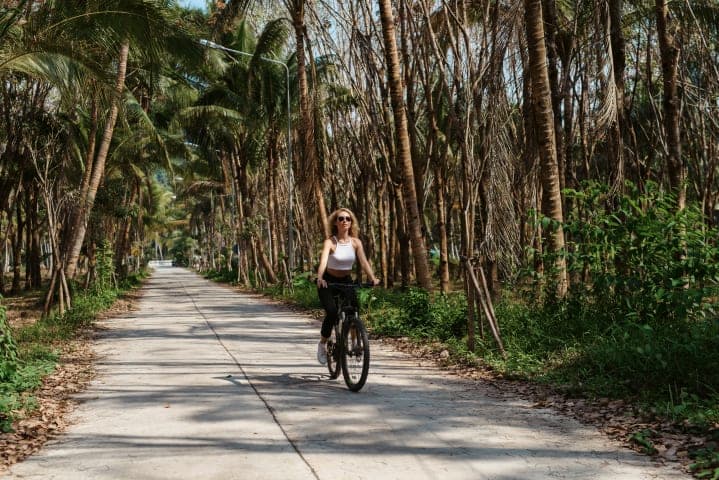 Fietstocht naar de highlights van de Blue Mountains thumbnail