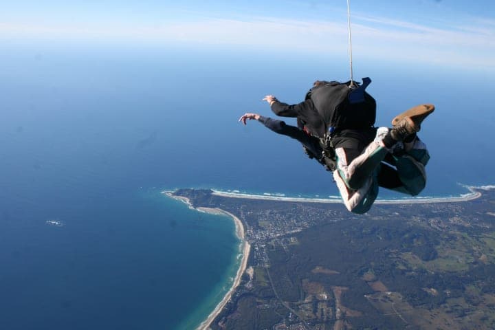 Tandem-skydive boven de Whitsunday Islands thumbnail