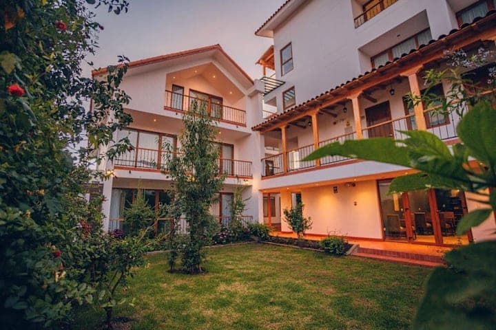 Saska Boutique thumbnail