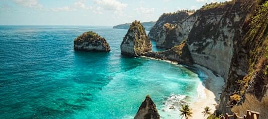 Bali Inselhüpfen: Abenteuer zwischen Strand & Dschungel