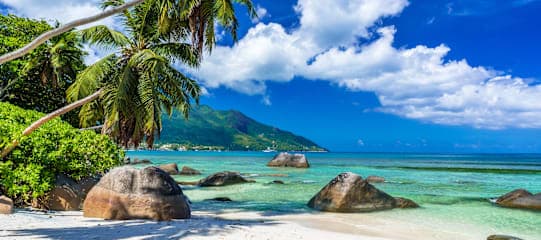 Dubai & Seychellen: City Lights meet Island Paradise