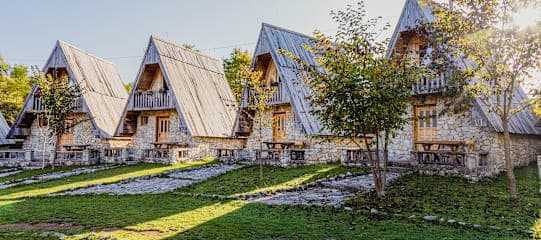 Montenegro & Dubrovnik: Roadtrip zum Cottage-Adventure