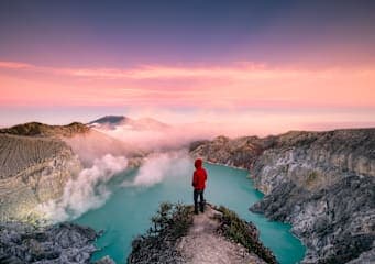 Java, Gili & Bali: Vulkan Views, Jungle Swing & Sandy Beaches