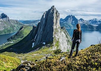 Nordic Nature: Lofoten Roadtrip & Inselabenteuer Senja