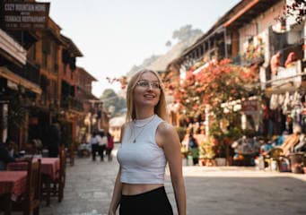 Nepal with locals: Himalayan heights and Buddha nights