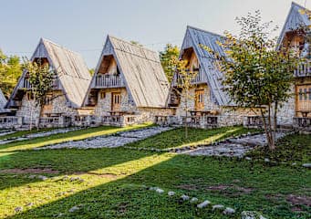 Montenegro & Dubrovnik: Roadtrip zum Cottage-Adventure