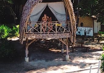 Philippinen Bucketlist: Inselhopping zur Bamboo Hut
