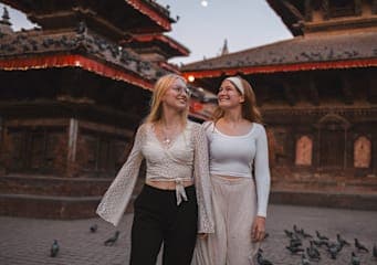 Nepal roept: heilige stoepa's & hoge Himalaya's