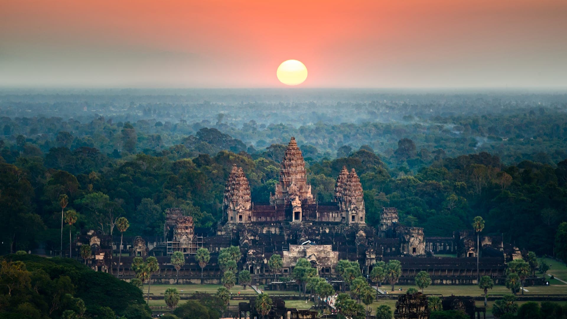 Angkor Wat, Phnom Penh & Siem Reap