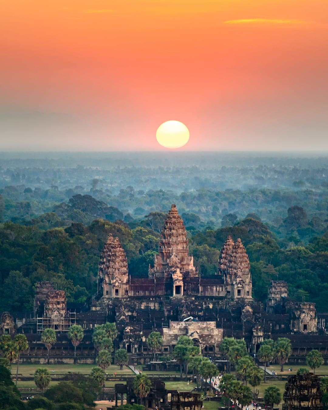 Angkor Wat, Phnom Penh & Siem Reap