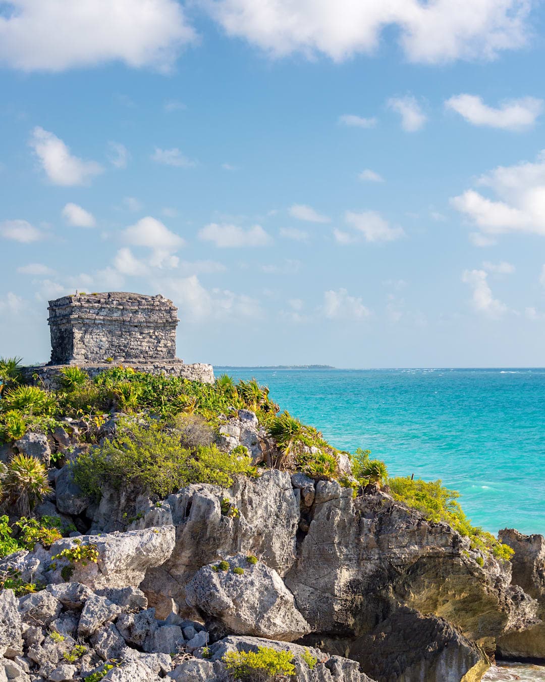 Maya ruins, cenotes and postcard beaches