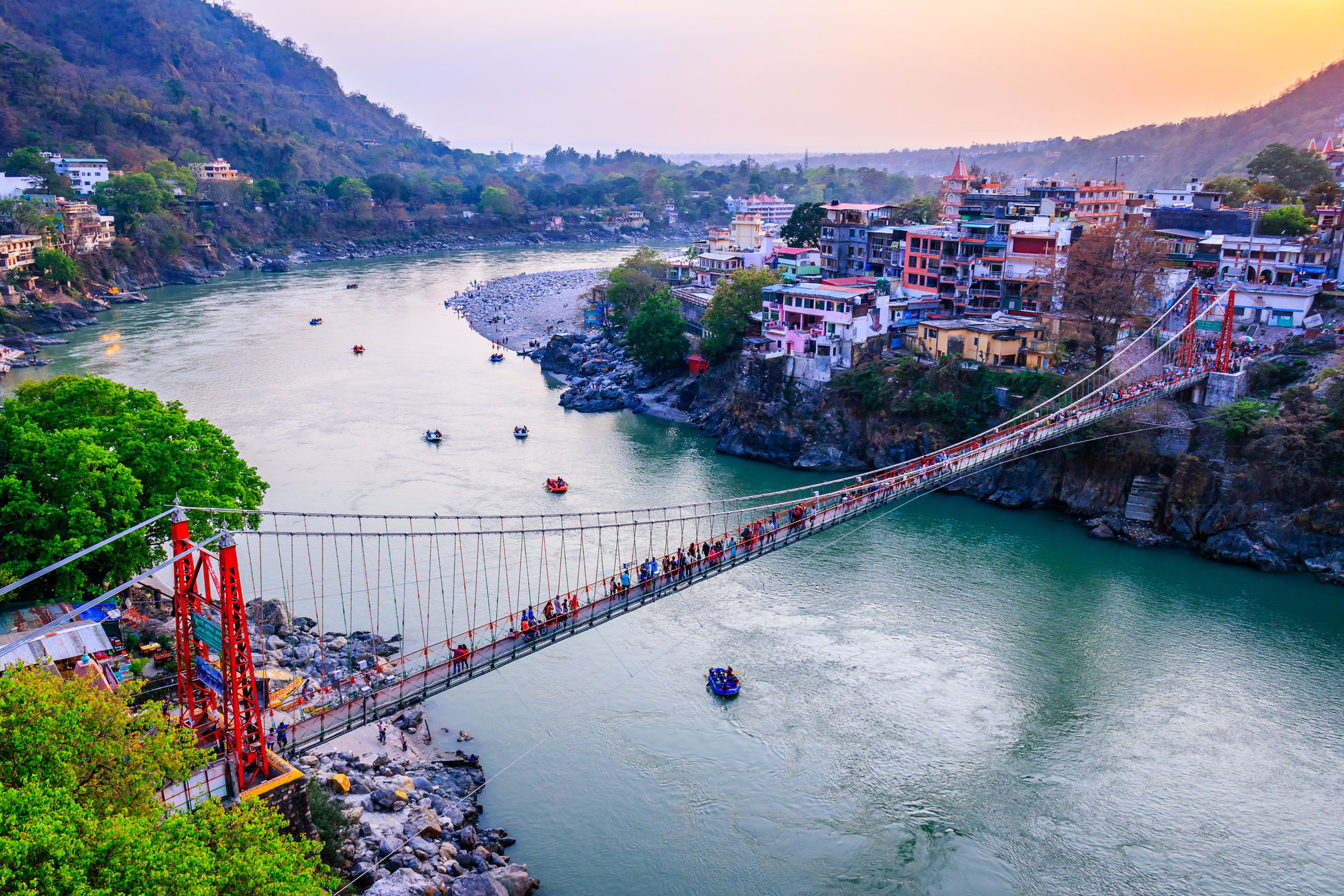 Lakshman Jhula, Rishikesh: How To Reach, Best Time & Tips